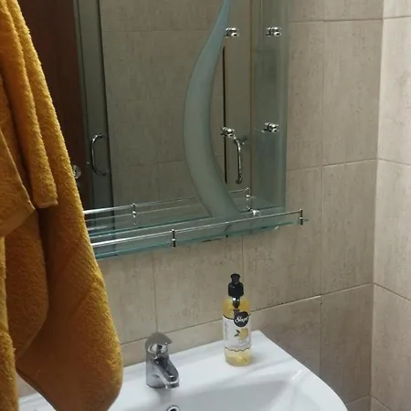 1 Bedroom - 600m From Ski Lift